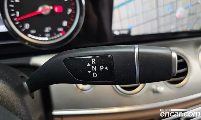 Mercedes-Benz E-Class 2018 2.0 автомат (гидро), миниатюра 12