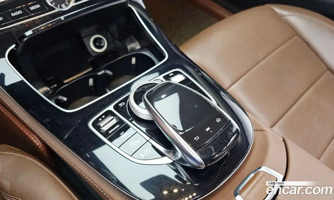 Mercedes-Benz E-Class 2018 2.0 автомат (гидро), фото 24