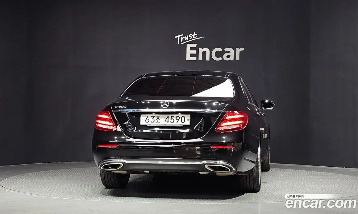 Mercedes-Benz E-Class 2018 2.0 автомат (гидро), фото 4