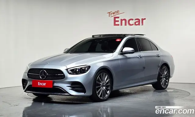 Mercedes-Benz E-Class 2022 2.0 автомат (гидро), миниатюра 1