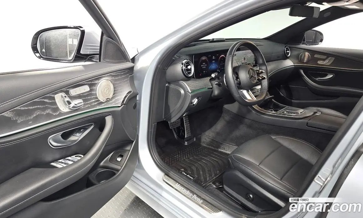 Mercedes-Benz E-Class 2022 2.0 автомат (гидро), фото 13