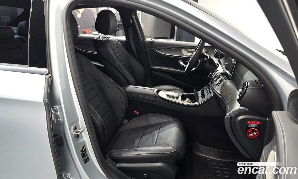 Mercedes-Benz E-Class 2022 2.0 автомат (гидро), фото 16