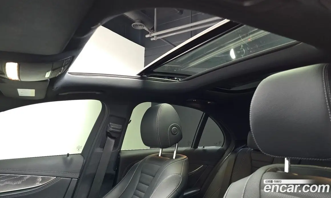 Mercedes-Benz E-Class 2022 2.0 автомат (гидро), фото 22