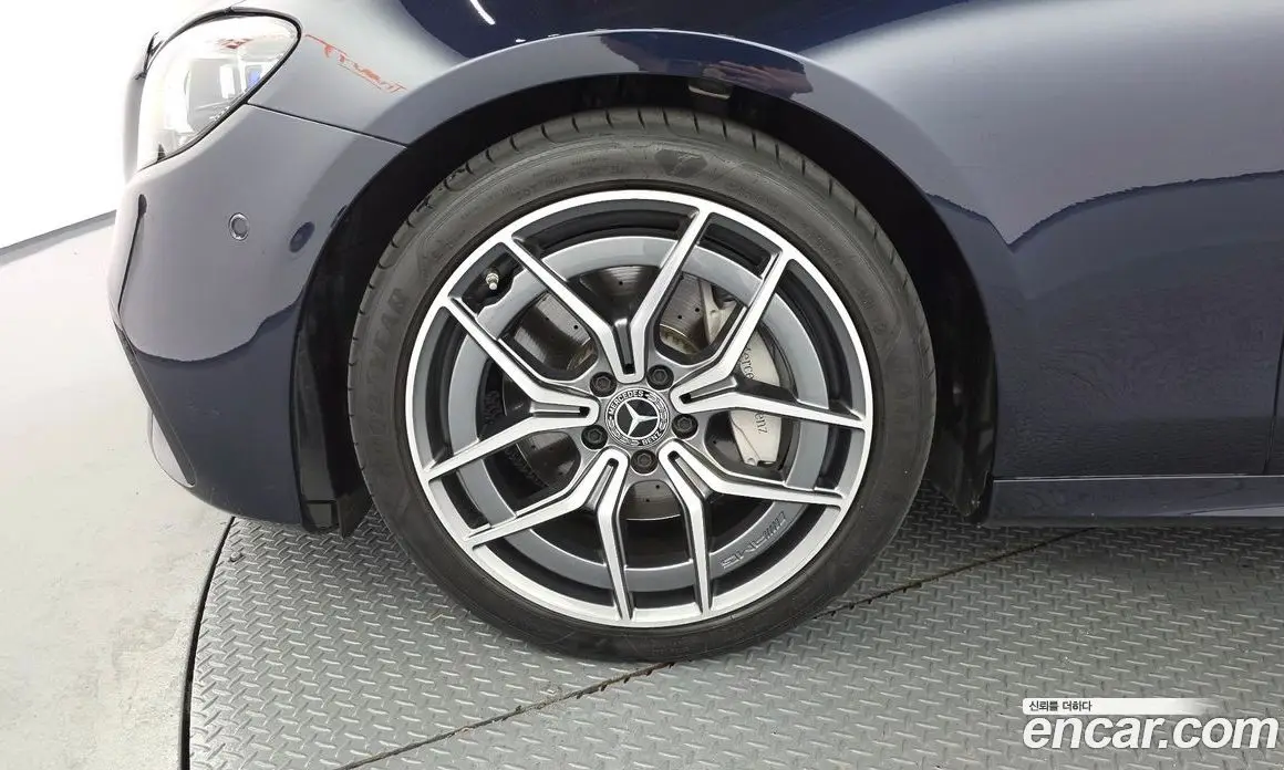 Mercedes-Benz E-Class 2022 1.9 автомат (гидро), фото 5