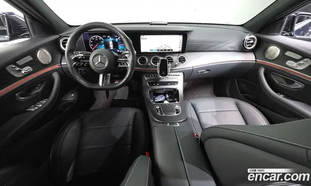Mercedes-Benz E-Class 2022 1.9 автомат (гидро), миниатюра 7