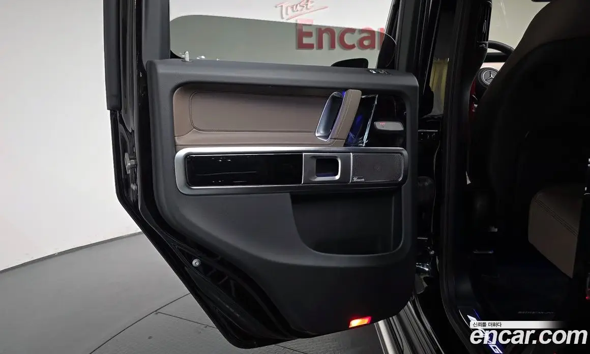 Mercedes-Benz G-Class 2025 4.0 автомат (гидро), фото 14
