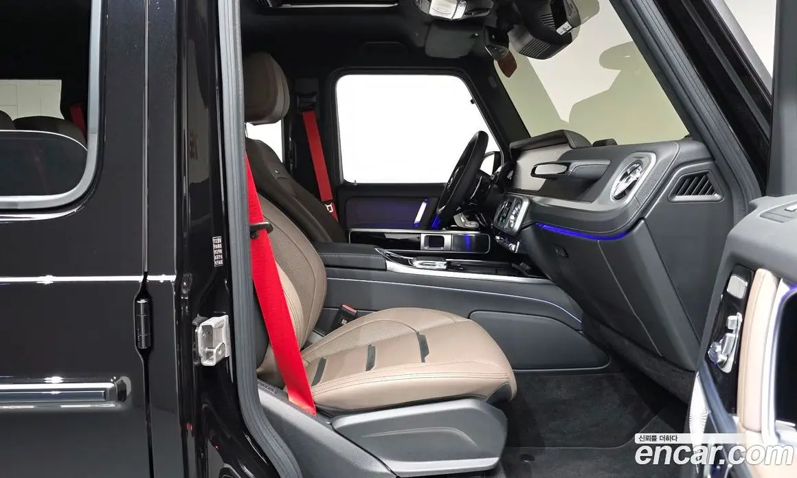 Mercedes-Benz G-Class 2025 4.0 автомат (гидро), фото 15