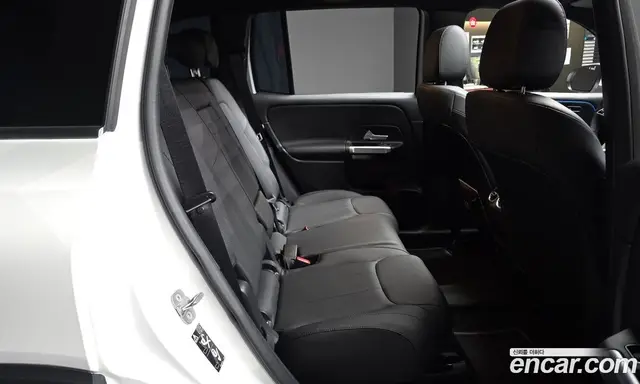 Mercedes-Benz GLB-Class 2024 1.9 автомат (гидро), миниатюра 12