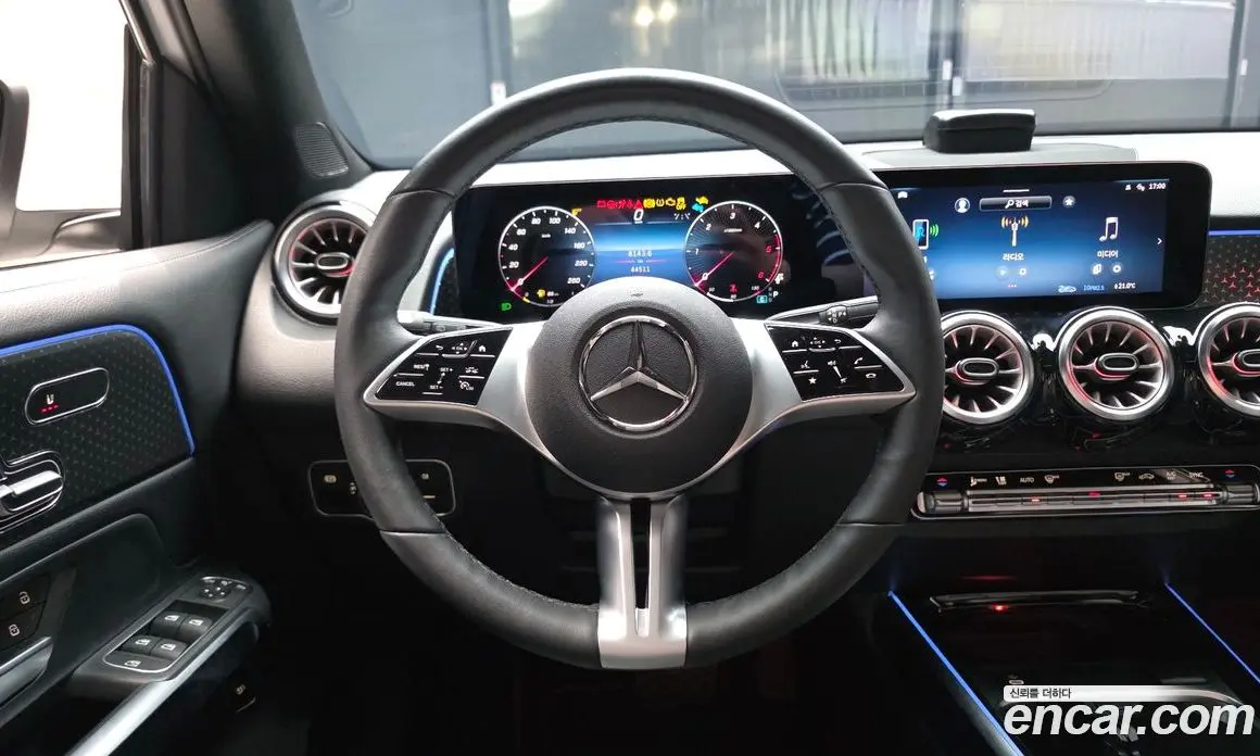 Mercedes-Benz GLB-Class 2024 1.9 автомат (гидро), фото 13