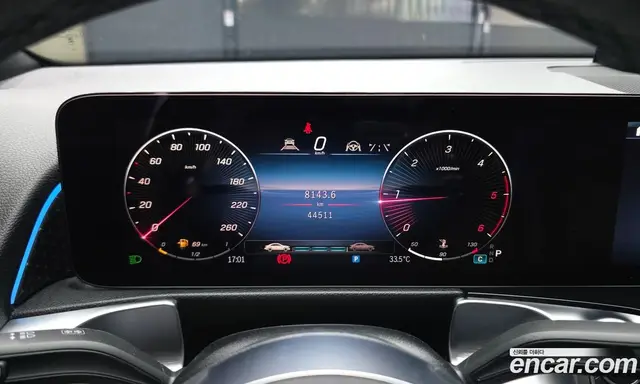 Mercedes-Benz GLB-Class 2024 1.9 автомат (гидро), миниатюра 8