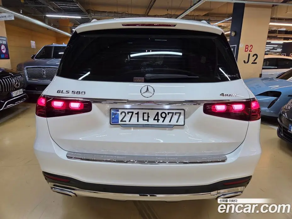 Mercedes-Benz GLS-Class 2024 4.0 автомат (гидро), фото 20
