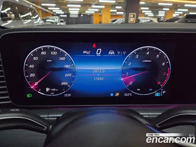 Mercedes-Benz GLS-Class 2024 4.0 автомат (гидро), миниатюра 8