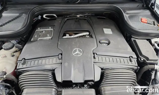 Mercedes-Benz GLS-Class 2024 4.0 автомат (гидро), миниатюра 6