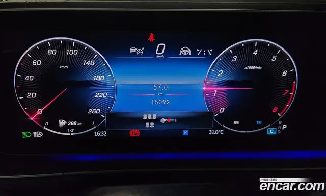 Mercedes-Benz GLS-Class 2024 4.0 автомат (гидро), миниатюра 8