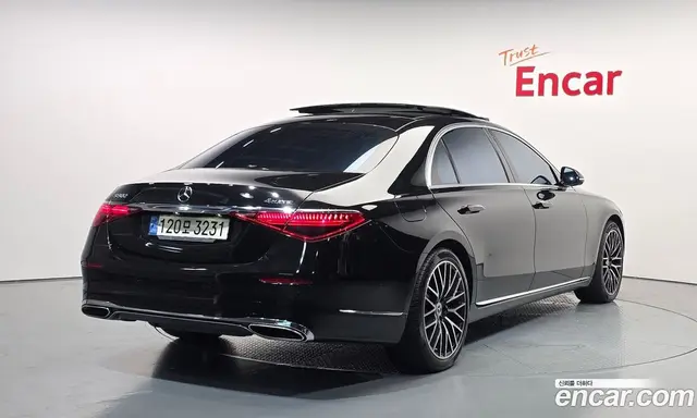 Mercedes-Benz S-Class 2022 4.0 автомат (гидро), миниатюра 2