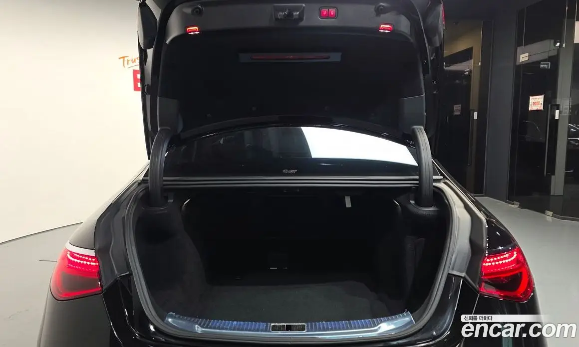 Mercedes-Benz S-Class 2022 4.0 автомат (гидро), фото 20