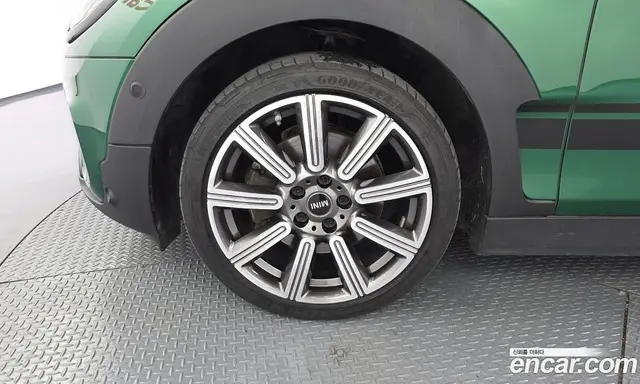 Mini Clubman 2023 2.0 автомат (гидро), миниатюра 5