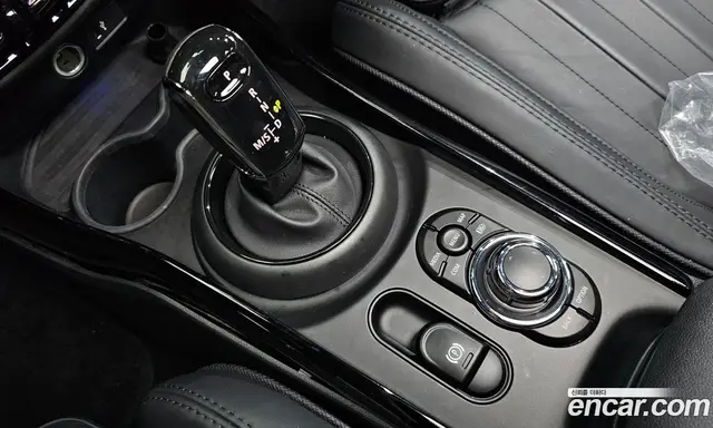 Mini Clubman 2023 2.0 автомат (гидро), миниатюра 12