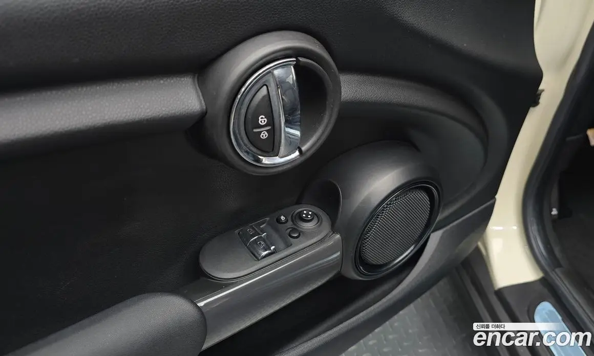 Mini Cooper 2018 1.5 автомат (гидро), фото 15