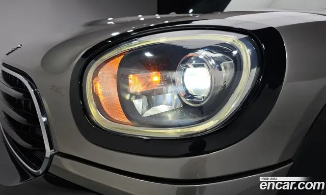 Mini Countryman 2019 1.5 автомат (гидро), миниатюра 8