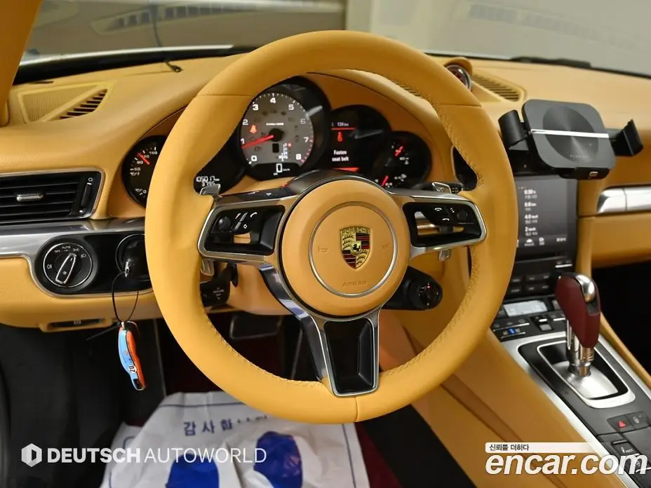 Porsche 911 2016 3.0 автомат (гидро), фото 13