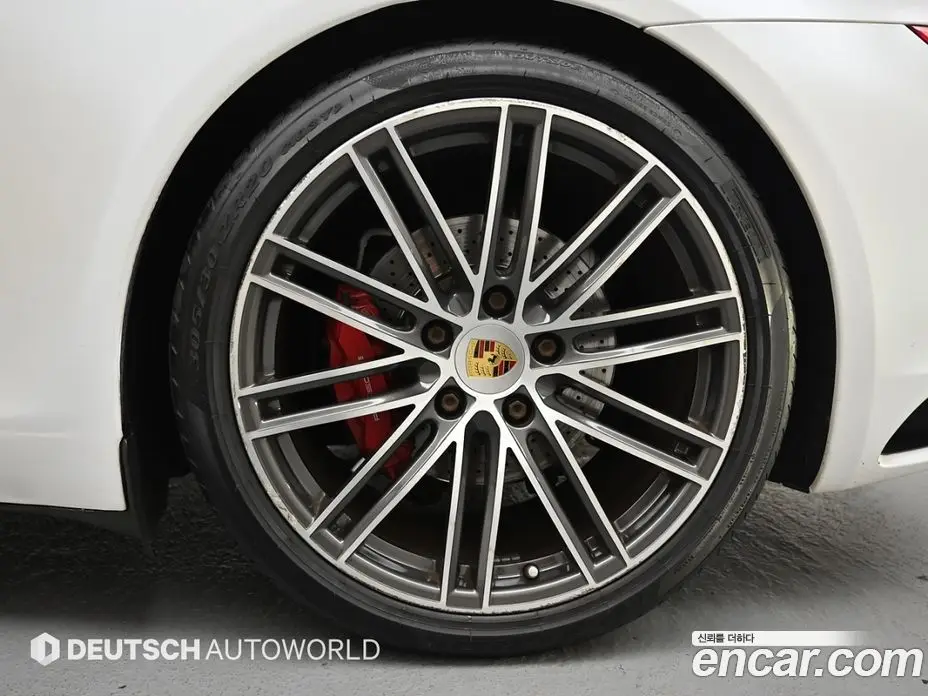 Porsche 911 2016 3.0 автомат (гидро), фото 5