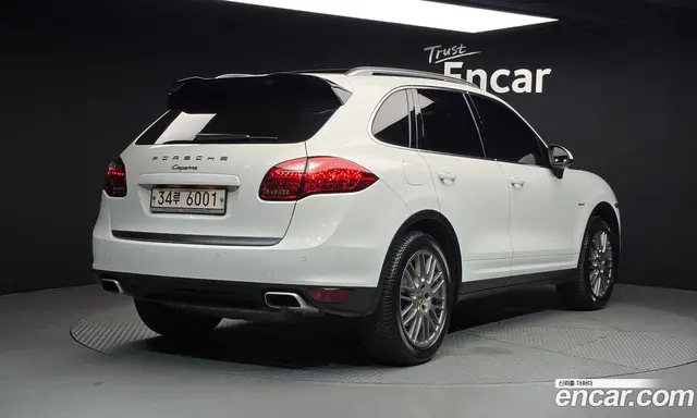 Porsche Cayenne 2013 3.0 автомат (гидро), миниатюра 2