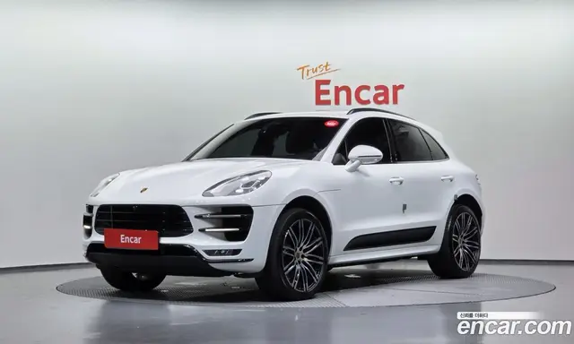 Porsche Macan 2018 3.6 автомат (гидро), миниатюра 1