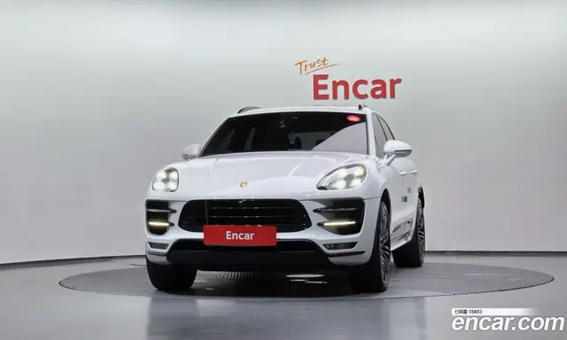 Porsche Macan 2018 3.6 автомат (гидро), миниатюра 3