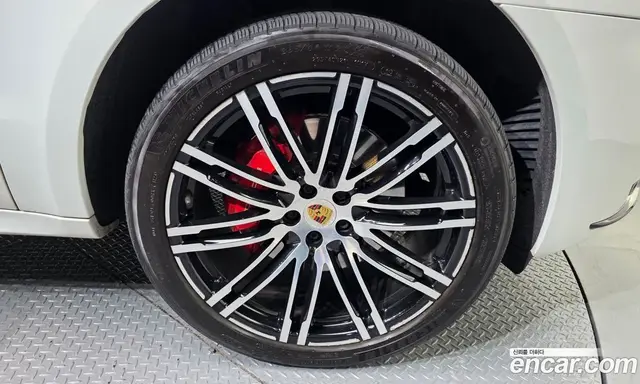 Porsche Macan 2018 3.6 автомат (гидро), миниатюра 5