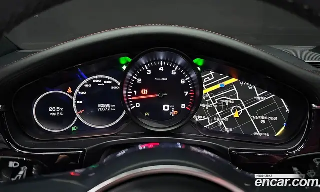 Porsche Panamera 2018 3.0 автомат (гидро), миниатюра 11
