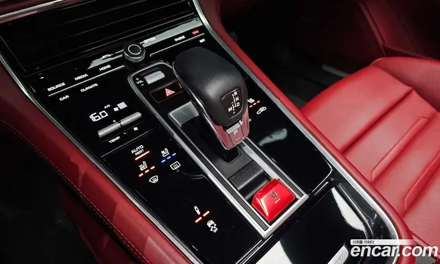Porsche Panamera 2018 3.0 автомат (гидро), миниатюра 12