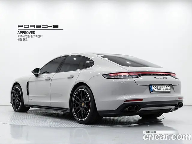 Porsche Panamera 2022 4.0 автомат (гидро), миниатюра 2