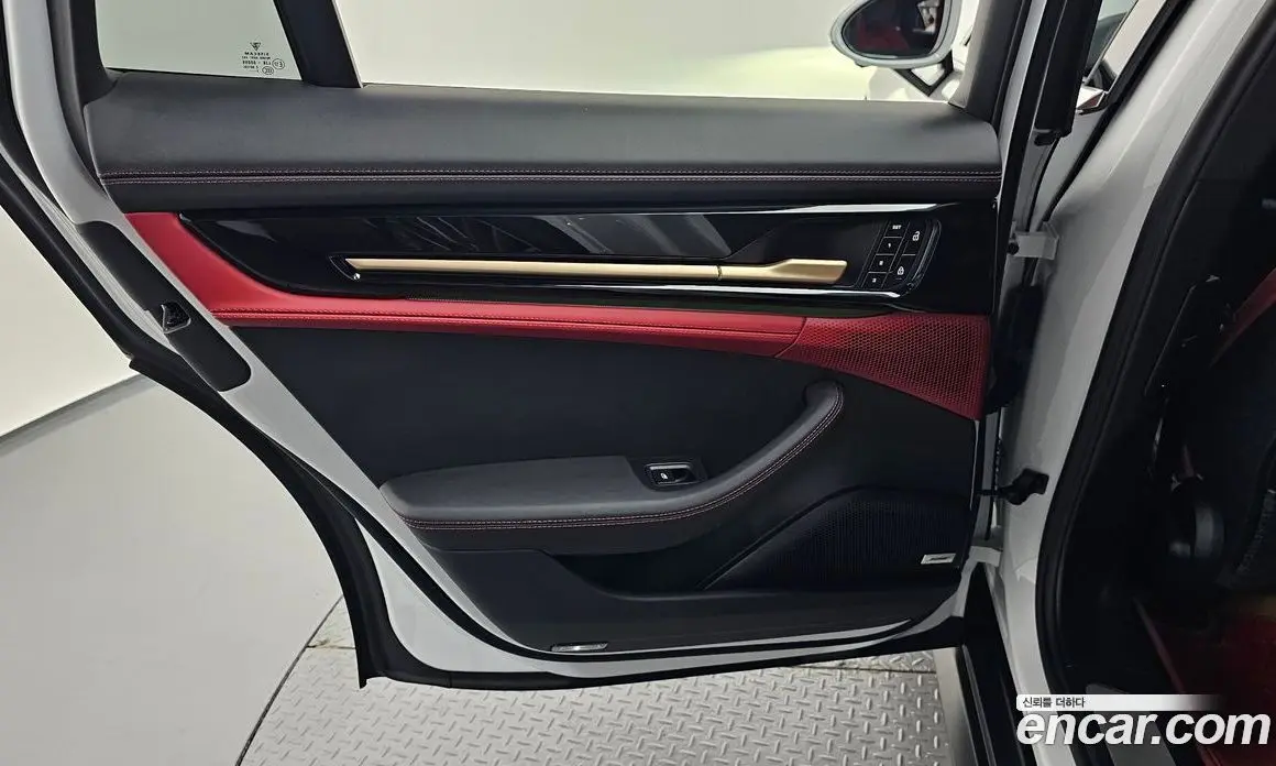 Porsche Panamera 2024 2.9 автомат (гидро), фото 15