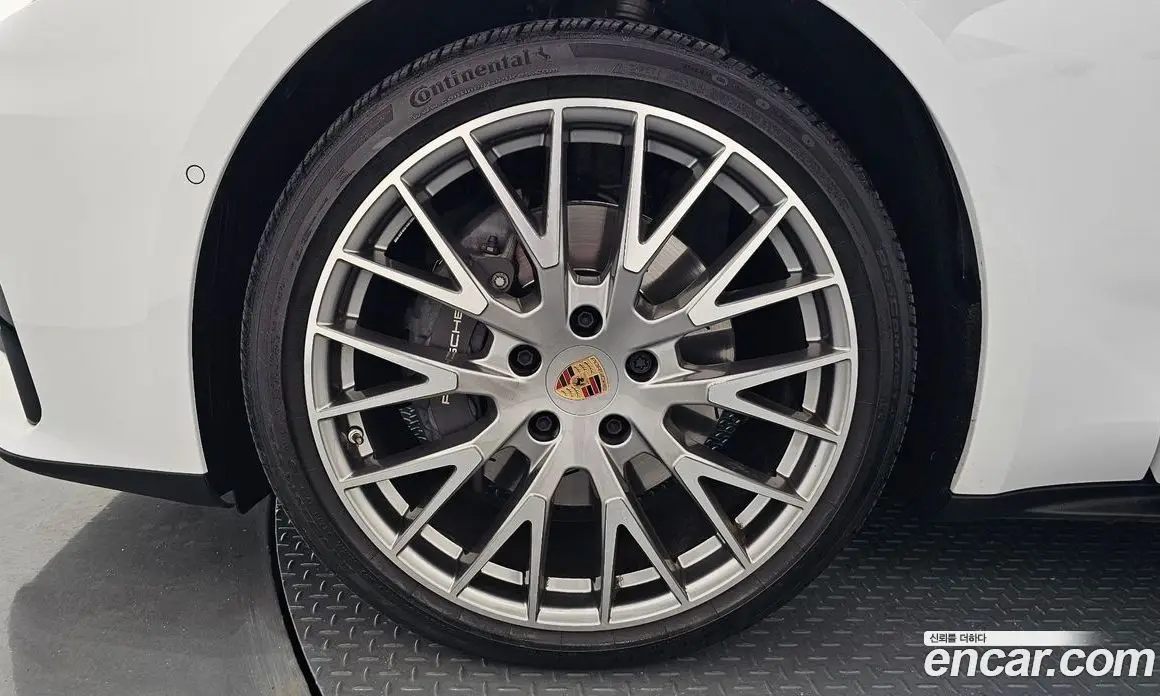 Porsche Panamera 2024 2.9 автомат (гидро), фото 5