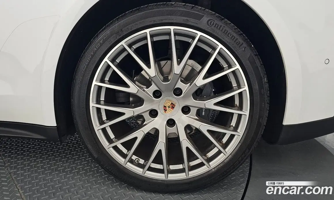 Porsche Panamera 2024 2.9 автомат (гидро), фото 7