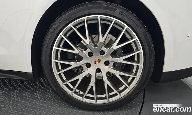 Porsche Panamera 2024 2.9 автомат (гидро), миниатюра 7