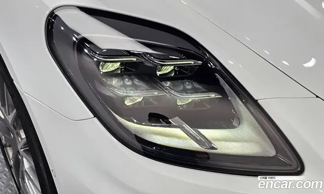 Porsche Panamera 2024 2.9 автомат (гидро), миниатюра 8