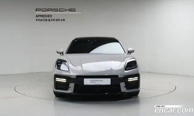 Porsche Panamera 2025 4.0 автомат (гидро), миниатюра 3