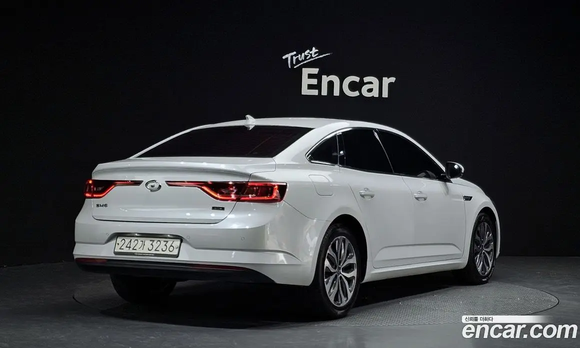 Renault (Samsung) SM6 2016 2.0 автомат (гидро), фото 2 Renault (Samsung) SM6 2016 2.0 автомат (гидро), фото 2