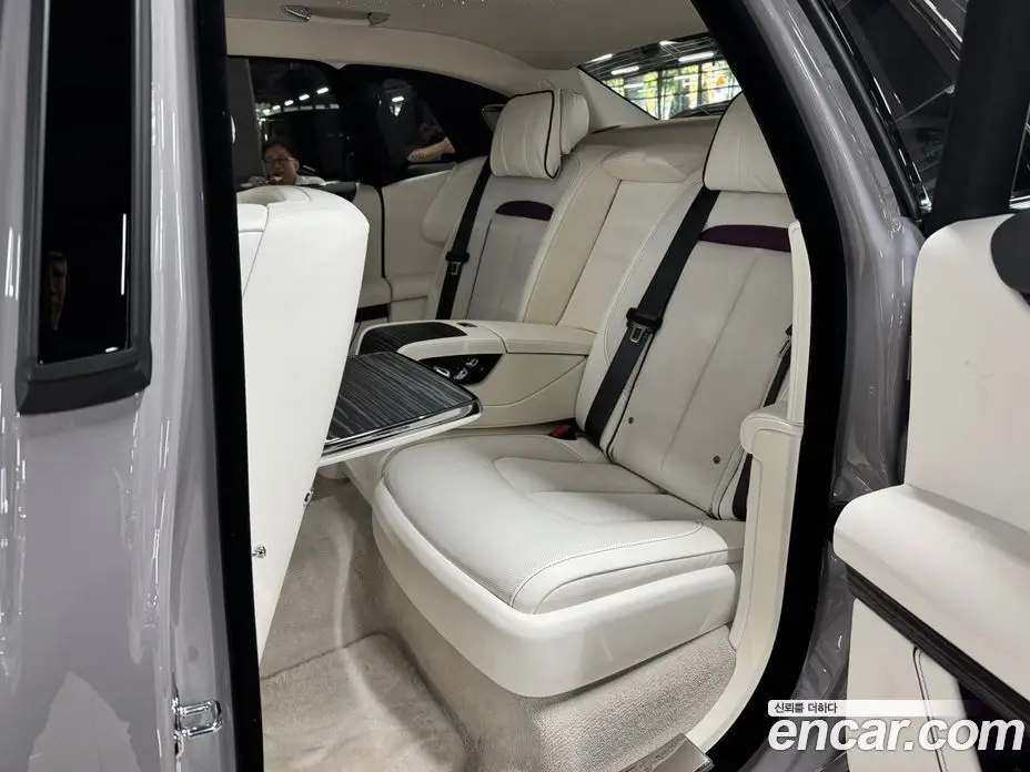 Rolls-Royce Ghost 2022 6.7 автомат (гидро), фото 13