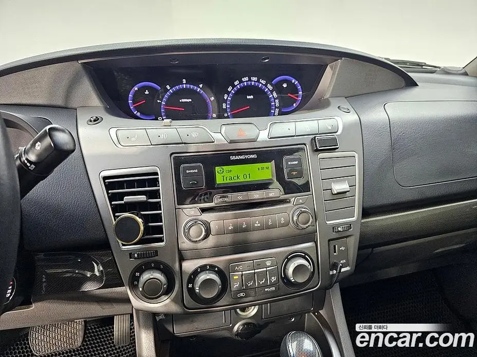 SsangYong Korando 2013 2.0 автомат (гидро), фото 12 SsangYong Korando 2013 2.0 автомат (гидро), фото 12