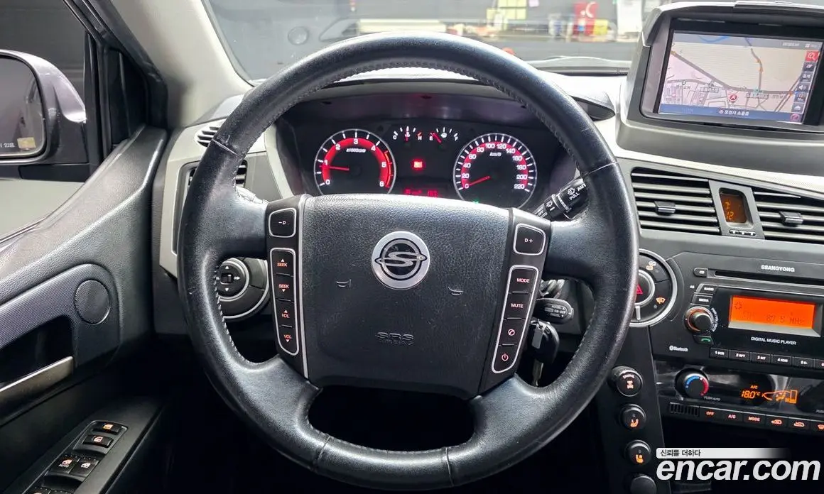 SsangYong Korando 2013 2.0 автомат (гидро), фото 13