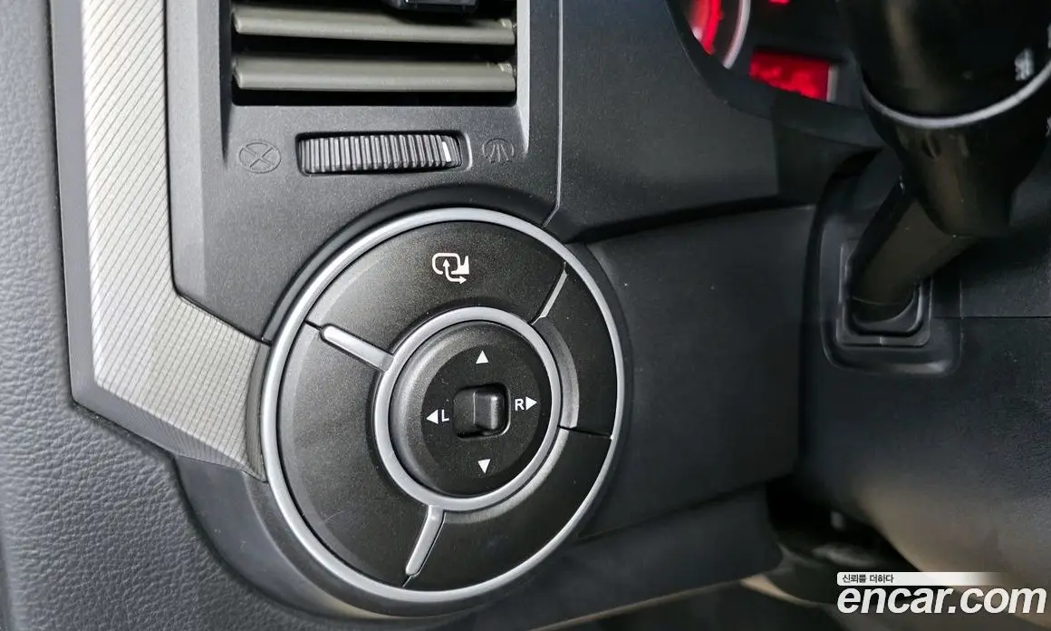 SsangYong Korando 2013 2.0 автомат (гидро), фото 15