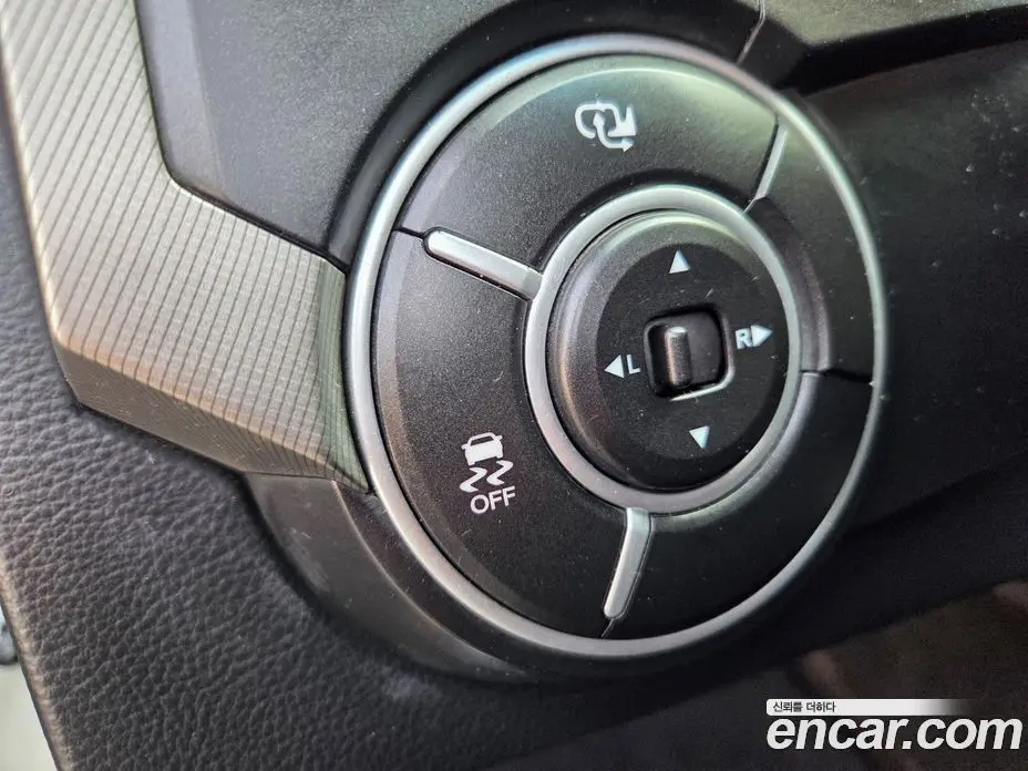 SsangYong Korando 2013 2.0 автомат (гидро), фото 6