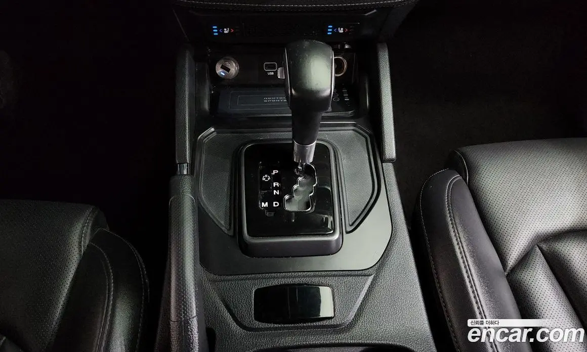 SsangYong Rexton 2021 2.2 автомат (гидро), фото 12