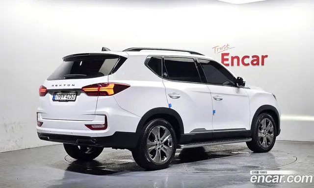 SsangYong Rexton 2022 2.2 автомат (гидро), миниатюра 2