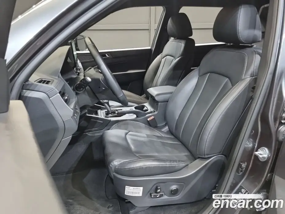 SsangYong Rexton 2023 2.2 автомат (гидро), фото 13