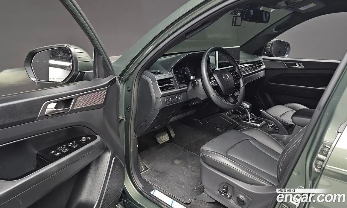 SsangYong Rexton 2024 2.2 автомат (гидро), фото 12