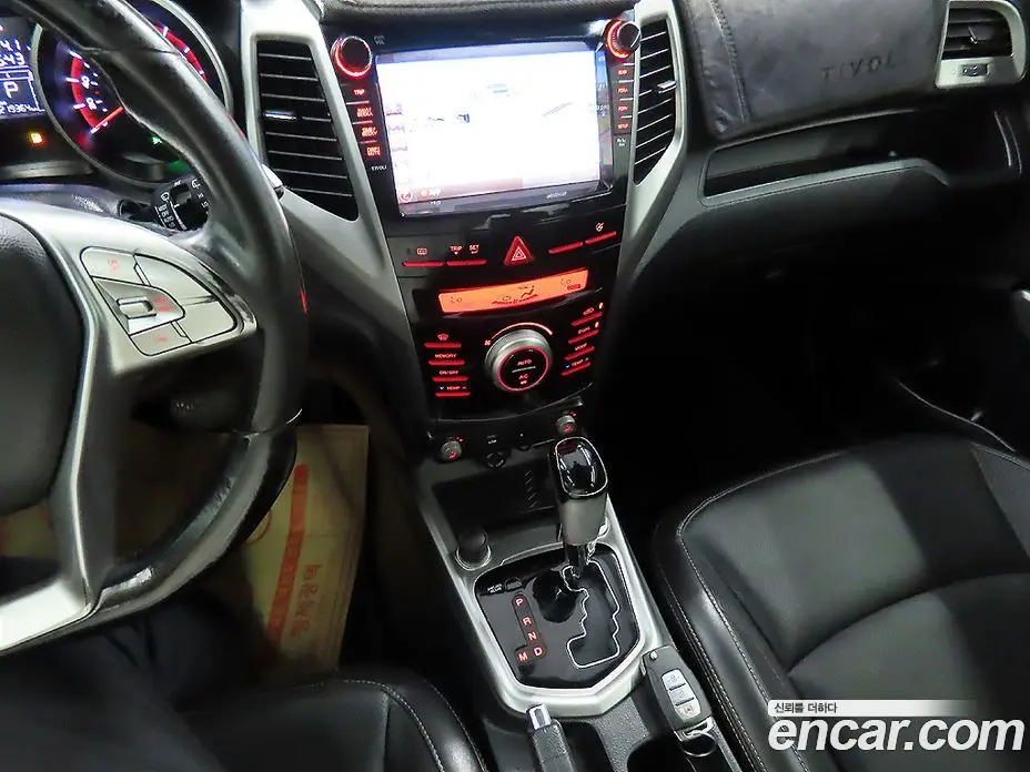 SsangYong TIBOLI 2015 1.6 автомат (гидро), фото 18
